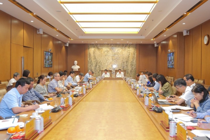 Tháng 7/2024: Đối mặt nhiều khó khăn, Petrovietnam duy trì tăng trưởng doanh thu và lợi nhuận